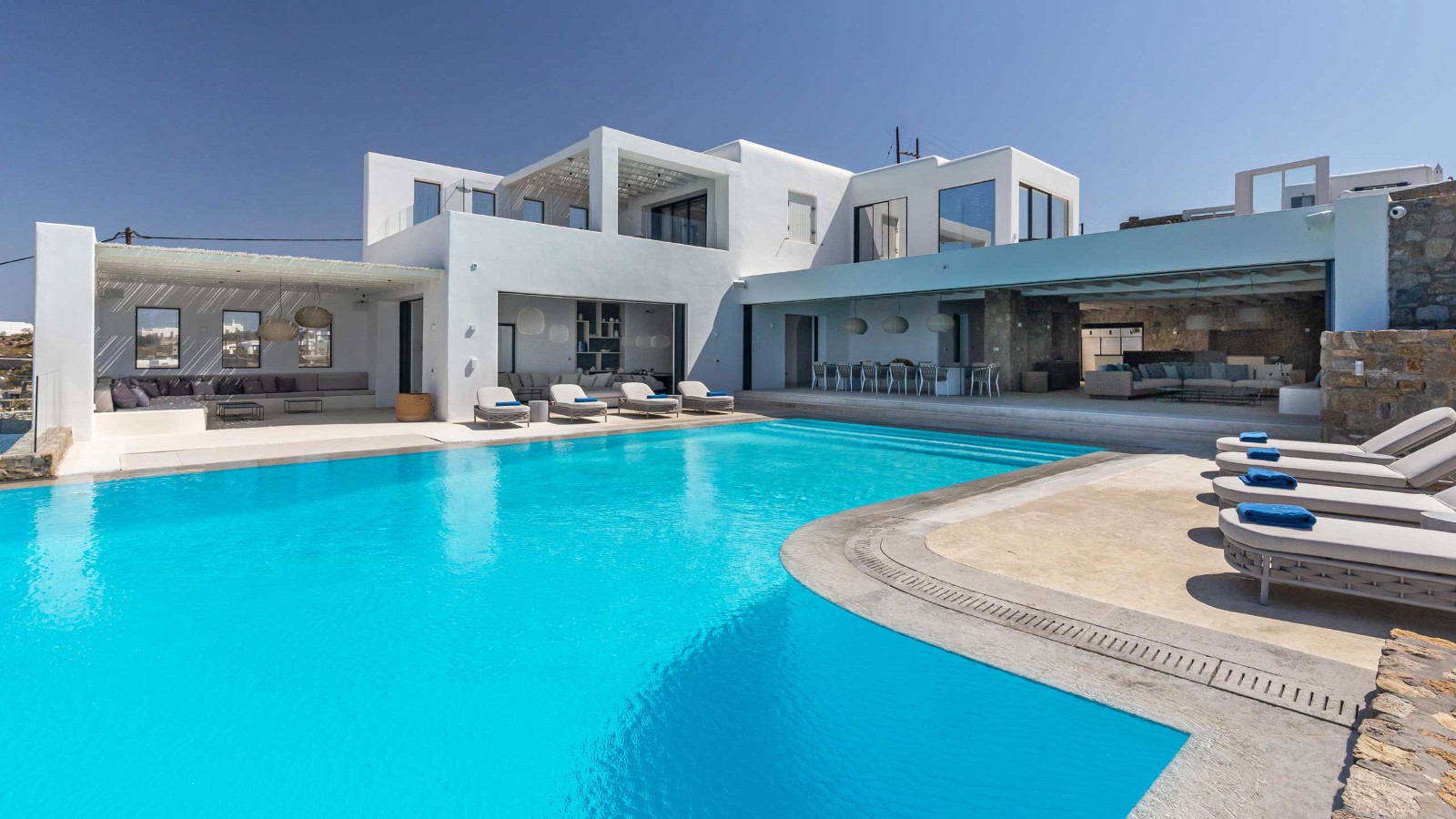 CJ-Commercial-Corniche Luxury Resort Hotel, Mykonos, Greece (5).jpg