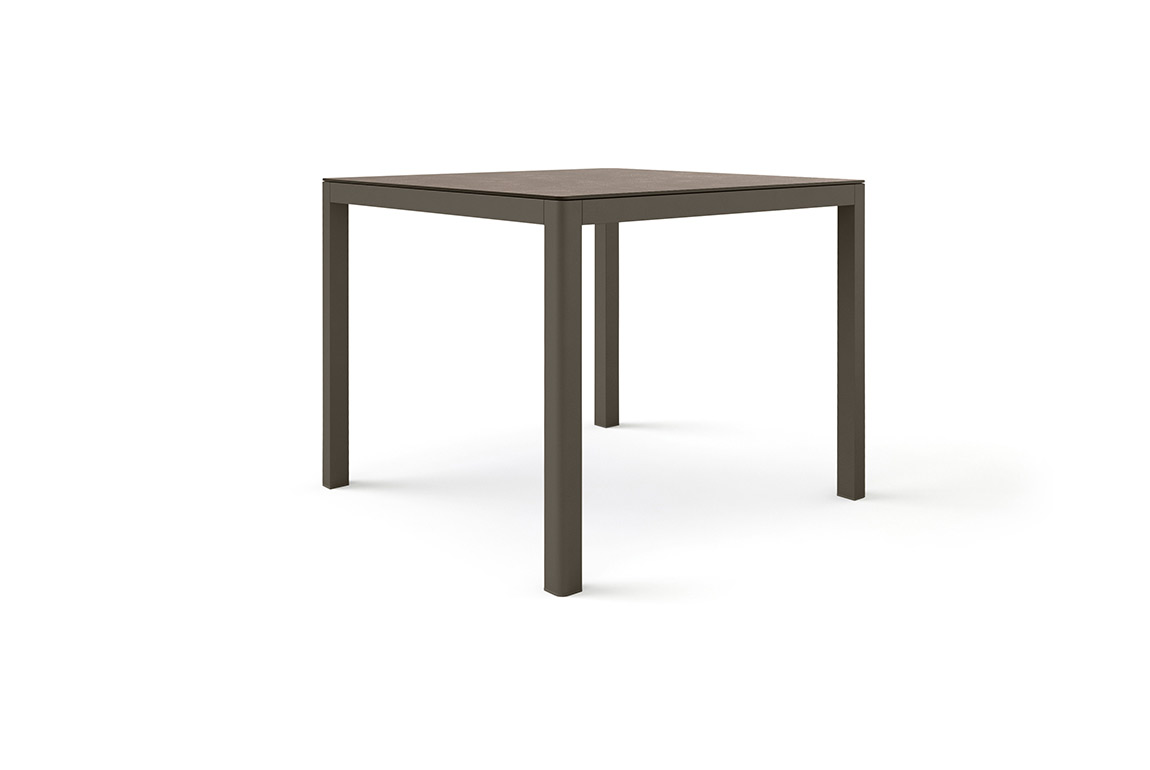 ELLA TP dining table